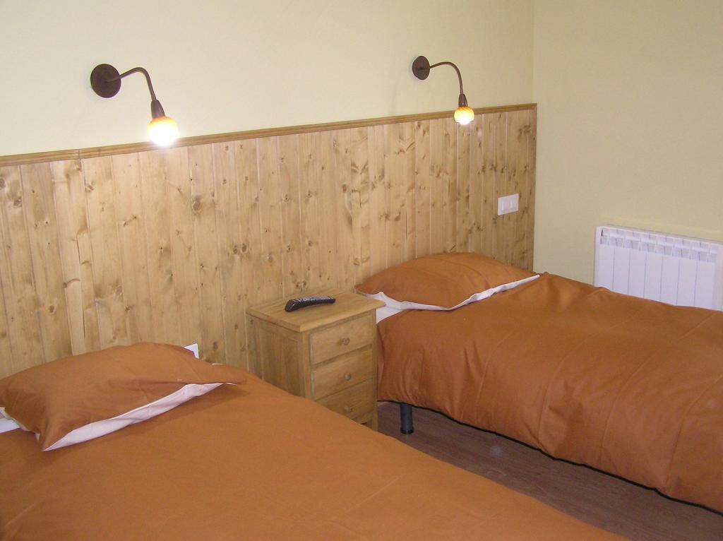 Hostal Rural Las Cuatro Calles San Martín del Pimpollar Buitenkant foto